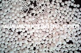 Activated alumina balls